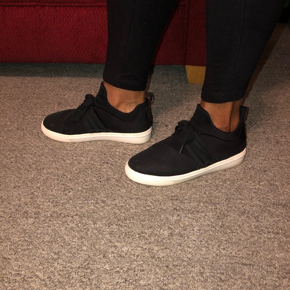 Steve Madden Tennis Shoes